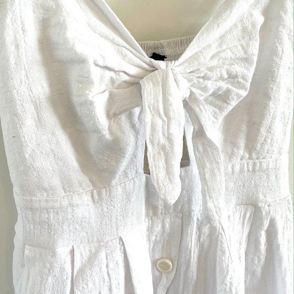 FANCYINN Linen Blend Dress - Picture 2 of 4